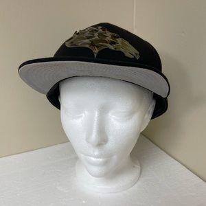 NFL Denver Broncos Camo Raised Logo New Era Fitted Hat Size 7 1/4